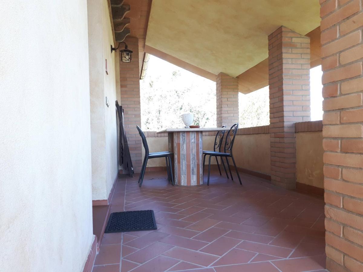 Agriturismo Montemari Villa Palaia Eksteriør billede