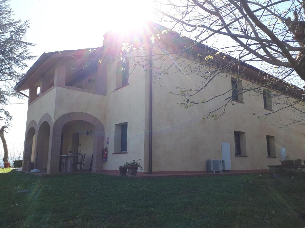 Agriturismo Montemari Villa Palaia Eksteriør billede