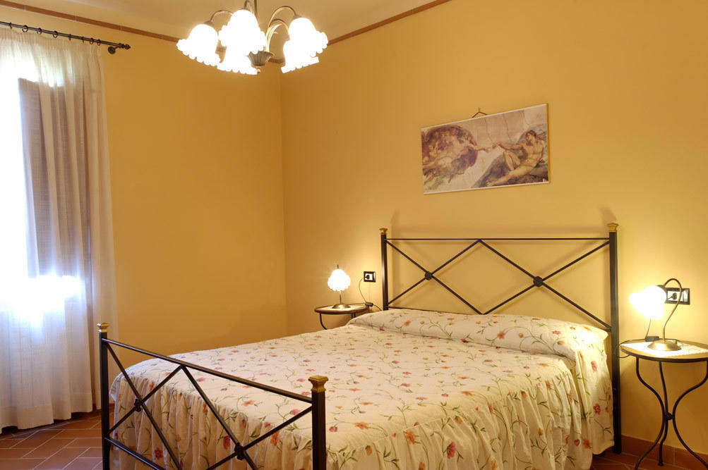 Agriturismo Montemari Villa Palaia Værelse billede